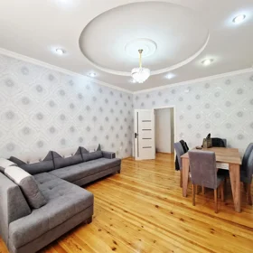 In Baku 80.0 m² apartment is for rent - Image 3