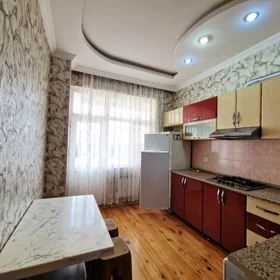 In Baku 80.0 m² apartment is for rent - Image 6