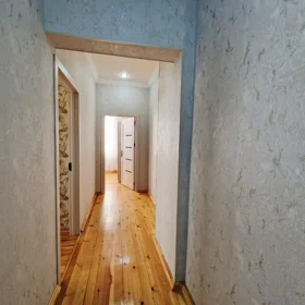 In Baku 80.0 m² apartment is for rent - Image 9