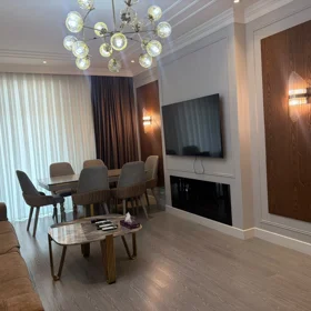 In Baku 148.0 m² apartment is for rent - Image 3