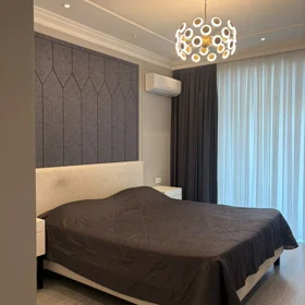 In Baku 148.0 m² apartment is for rent - Image 9