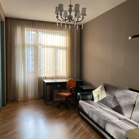 In Baku 180.0 m² apartment is for rent - Image 8