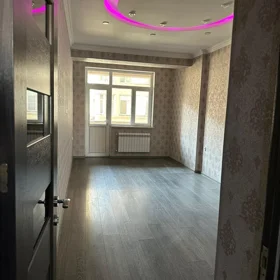 In Baku 180.0 m² apartment is for sale - Image 6