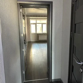 In Baku 180.0 m² apartment is for sale - Image 10