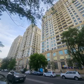 In Baku 130.0 m² apartment is for sale - Image 3