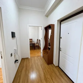 In Khirdalan 75.0 m² apartment is for rent - Image 7