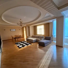 In Baku 167.0 m² apartment is for sale - Image 5