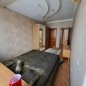 In Baku 167.0 m² apartment is for sale - Image 8