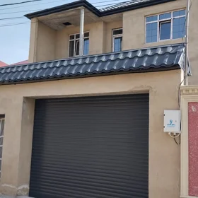 In Baku 220.0 m² house with 5.0 rooms is for sale - Image 2