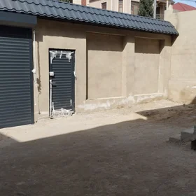 In Baku 220.0 m² house with 5.0 rooms is for sale - Image 3