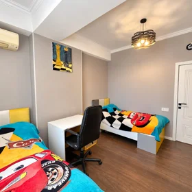 In Baku 116.0 m² apartment is for sale - Image 7