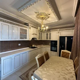 In Baku 128.0 m² apartment is for sale - Image 8