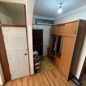 In Baku 70.0 m² apartment is for rent - Image 2