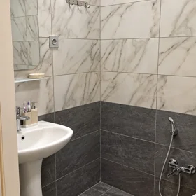 In Baku 45.0 m² apartment is for sale - Image 7