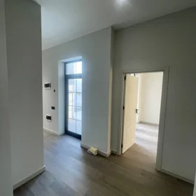 In nan 122.0 m² house with 4.0 rooms is for sale - Image 2