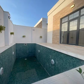 In nan 122.0 m² house with 4.0 rooms is for sale - Image 4