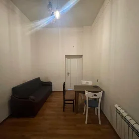 In Baku 45.0 m² house with 2.0 rooms is for rent - Image 6