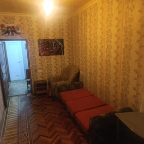 In Baku 90.0 m² apartment is for sale - Image 4