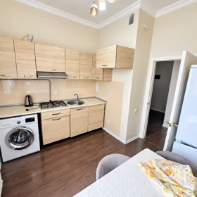 In Baku 85.0 m² apartment is for sale - Image 2