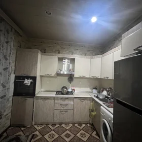 In Baku 164.0 m² house with 5.0 rooms is for sale - Image 2