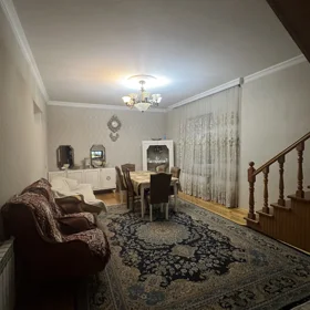 In Baku 164.0 m² house with 5.0 rooms is for sale - Image 9
