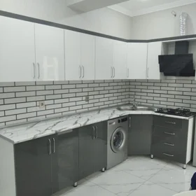 In Baku 90.0 m² apartment is for sale - Image 4