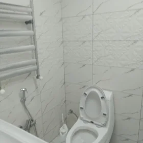 In Baku 90.0 m² apartment is for sale - Image 6