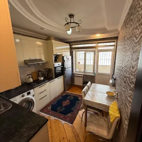 In Khirdalan 86.0 m² apartment is for sale - Image 4