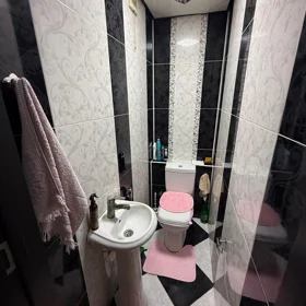 In Khirdalan 86.0 m² apartment is for sale - Image 6