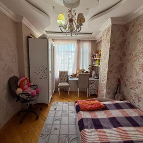 In Khirdalan 86.0 m² apartment is for sale - Image 9