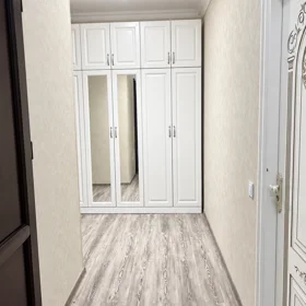 In Baku 101.0 m² apartment is for sale - Image 2