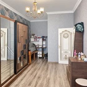 In Baku 101.0 m² apartment is for sale - Image 5