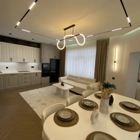 In Baku 100.0 m² apartment is for rent - Image 6