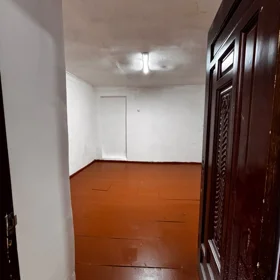 In Baku 70.0 m² apartment is for rent - Image 2