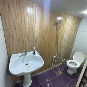 In Baku 70.0 m² apartment is for rent - Image 4