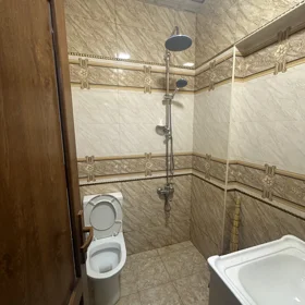 In Khirdalan 70.0 m² apartment is for rent - Image 2