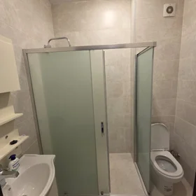 In Baku 90.0 m² apartment is for rent - Image 6