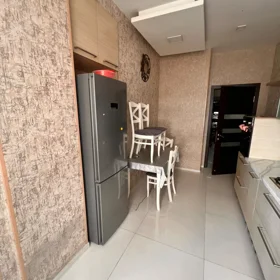 In Baku 100.0 m² apartment is for rent - Image 10