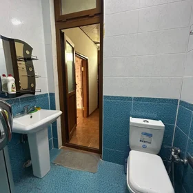 In Baku 42.0 m² commercial is for rent - Image 9