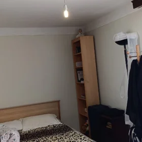 In Baku 70.0 m² apartment is for sale - Image 4