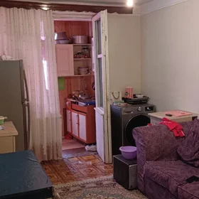 In Baku 70.0 m² apartment is for sale - Image 6