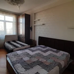 In Baku 90.0 m² apartment is for rent - Image 2