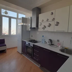 In Baku 90.0 m² apartment is for rent - Image 5