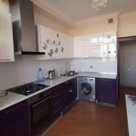 In Baku 90.0 m² apartment is for rent - Image 6