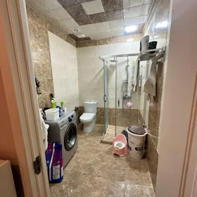 In Baku 103.0 m² apartment is for sale - Image 2