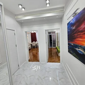 In Baku 70.0 m² apartment is for sale - Image 3