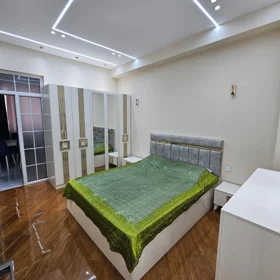 In Baku 70.0 m² apartment is for sale - Image 9