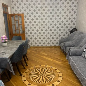 In Khirdalan 130.0 m² house with 3.0 rooms is for sale - Image 2
