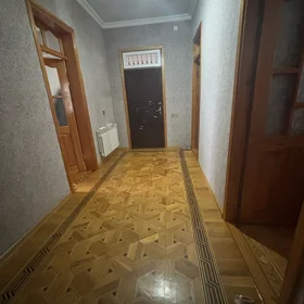 In Khirdalan 130.0 m² house with 3.0 rooms is for sale - Image 3