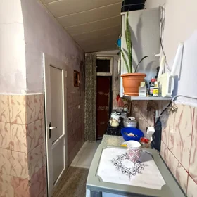 In Səbail rayonu 30.0 m² house with 2.0 rooms is for sale - Image 2